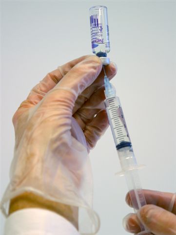 Primer ensayo mundial de vacuna contra la gripe A (H1N1) revela que una dosis proporciona “fuerte respuesta inmune“